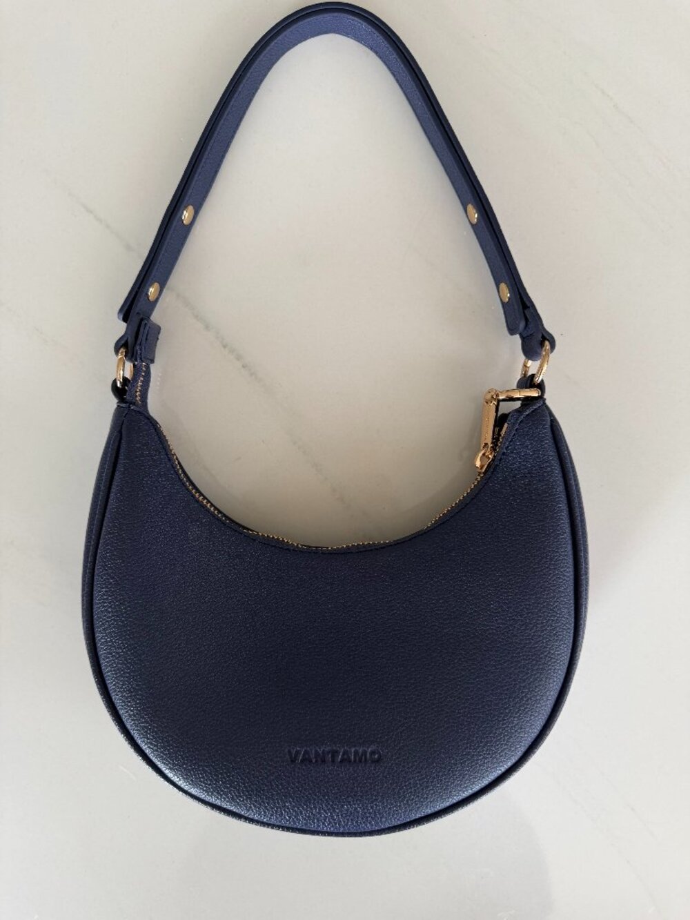 Vantamo Anti-Theft Crescent Moon Bag